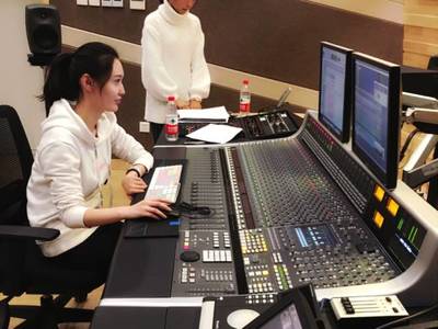 2013級錄音藝術(shù)系畢業(yè)集結(jié)——音樂錄音動畫篇