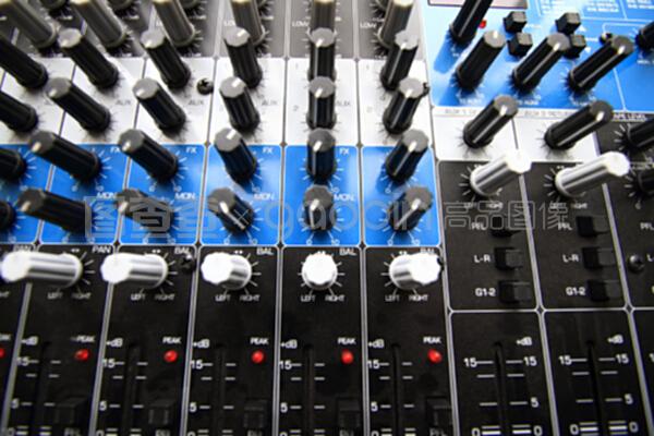 錄音攪拌器的奇妙冒險 動畫片中的創(chuàng)意新星